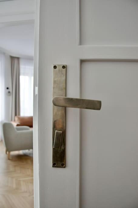 בודפשט Premium Apartment By Hi - Central 2 Bedroom - Best View מראה חיצוני תמונה