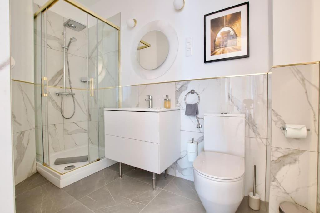 בודפשט Premium Apartment By Hi - Central 2 Bedroom - Best View מראה חיצוני תמונה